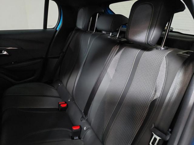 Peugeot 208 image 1