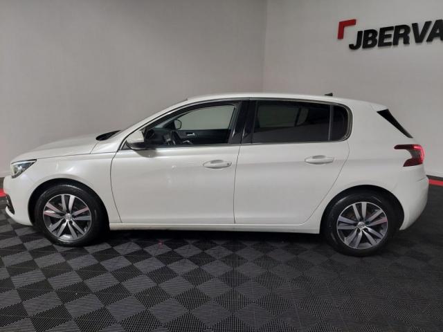 Peugeot 308 image 8