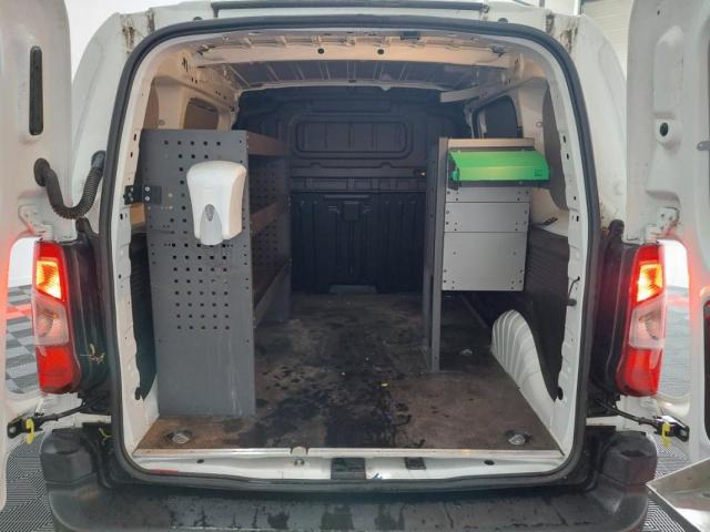 Opel Combo Cargo image 8