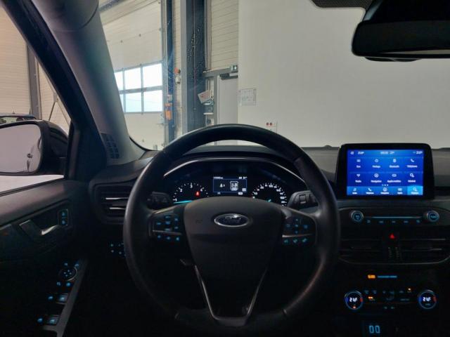 Ford Focus image 7