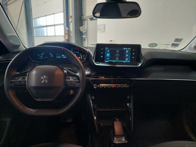 Peugeot 208 image 2
