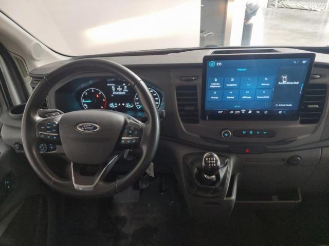 Ford Transit image 7