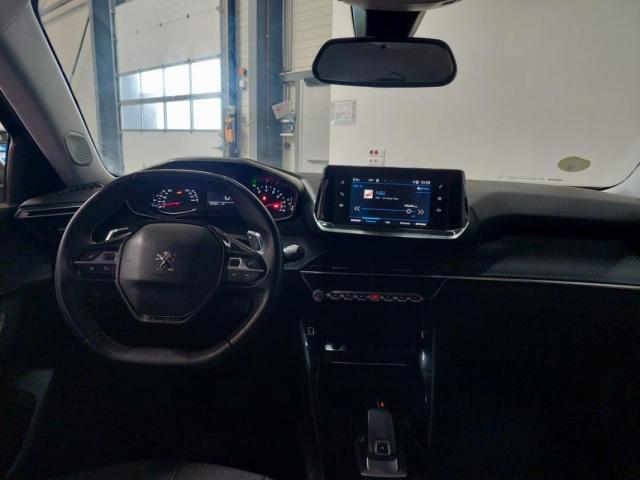 Peugeot 2008 image 8