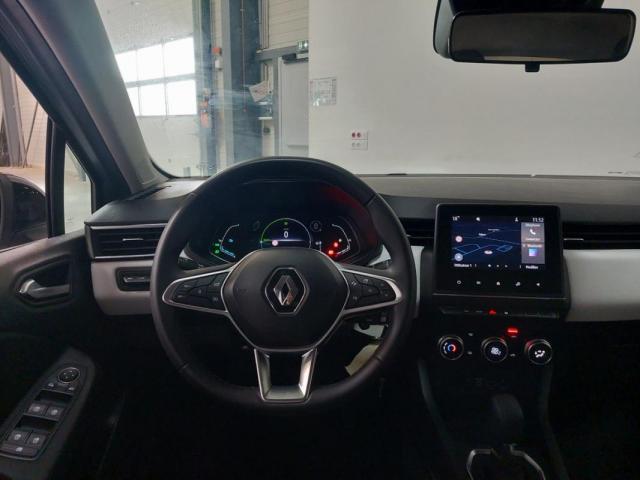 Renault Clio image 9