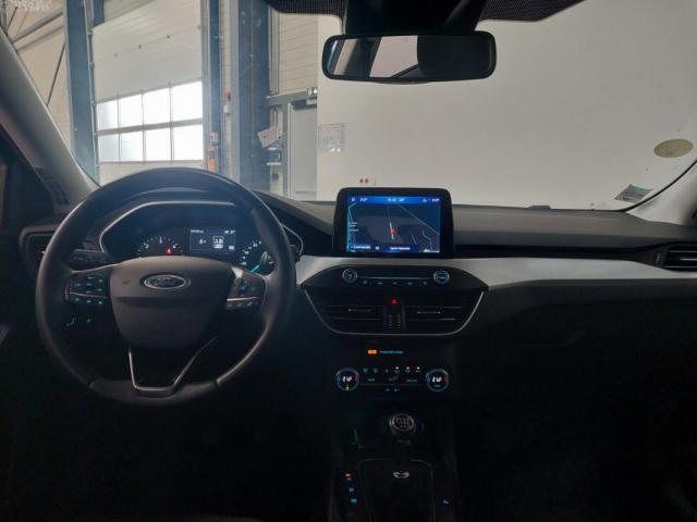 Ford Focus image 8