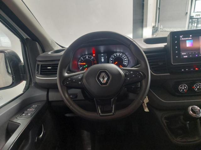 Renault Trafic image 2