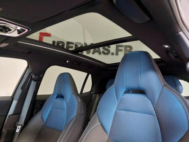 Lynk & Co 01 image 8