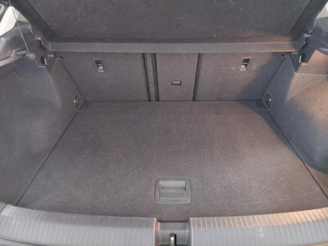 Volkswagen T-Roc image 2