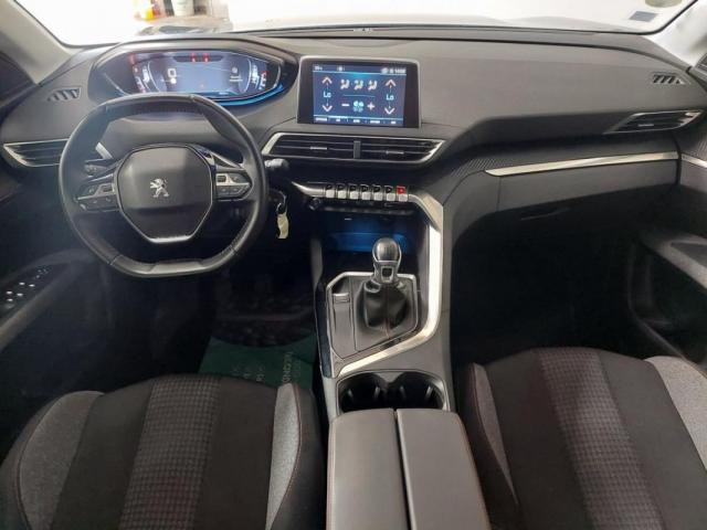 Peugeot 3008 image 6