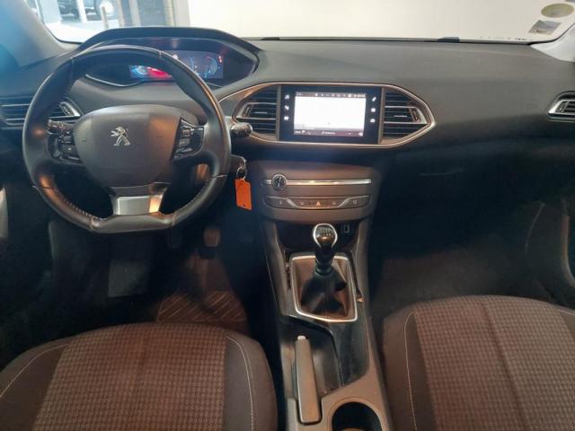 Peugeot 308 image 7