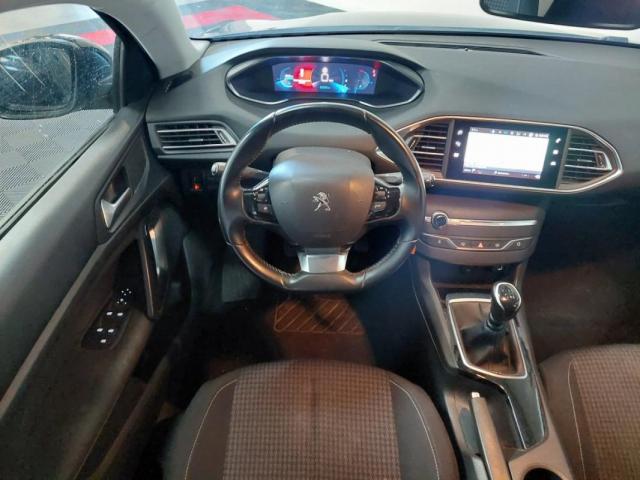 Peugeot 308 image 6