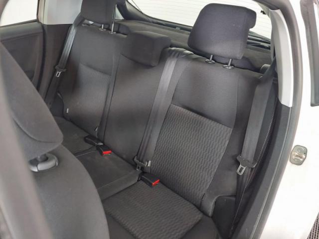 Peugeot 208 image 7