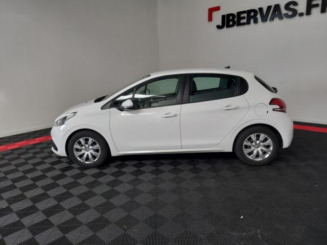 Peugeot 208 image 4