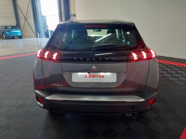 Peugeot 2008 image 8