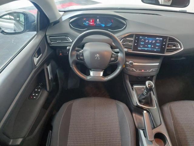 Peugeot 308 image 7
