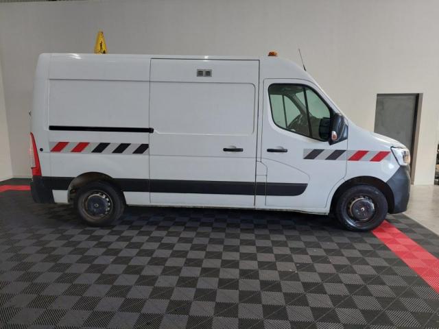 Renault Master image 2