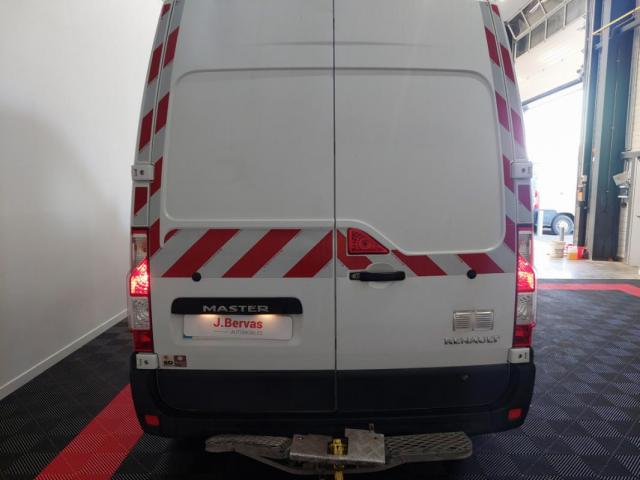 Renault Master image 8