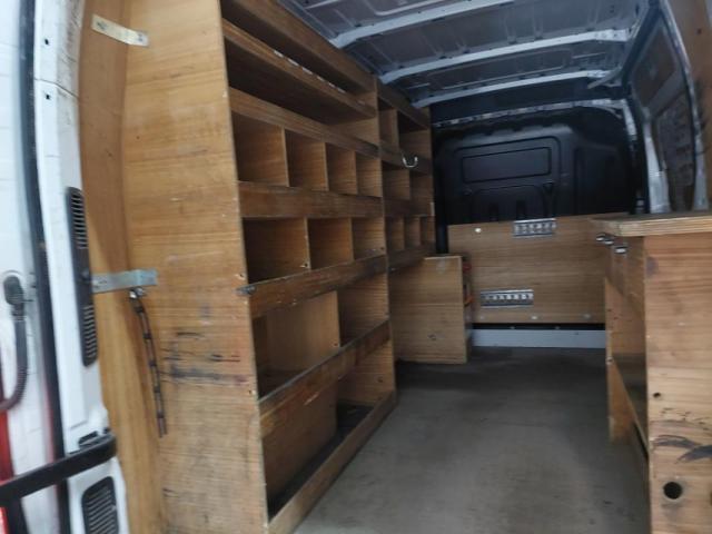 Renault Master image 9