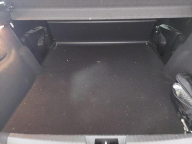 Peugeot 208 image 3