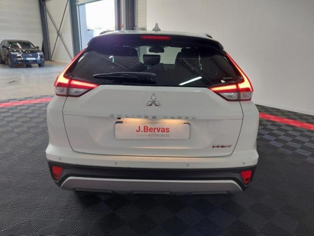 Mitsubishi Eclipse Cross image 4