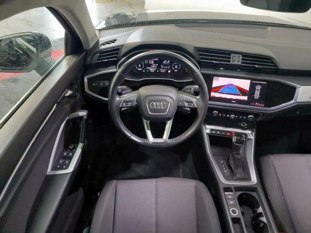 Audi Q3 image 8