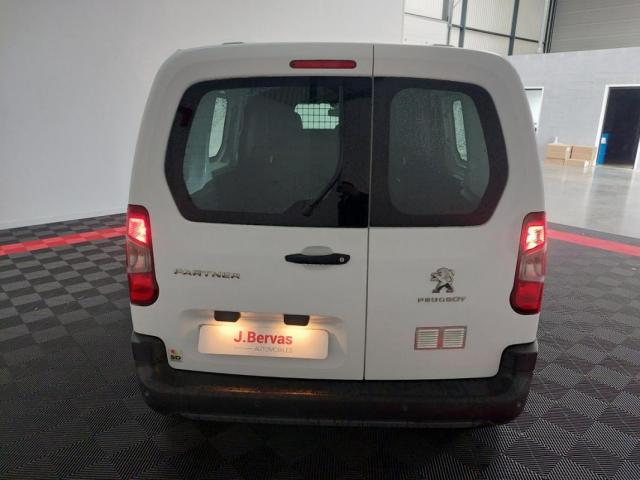 Peugeot Partner image 1