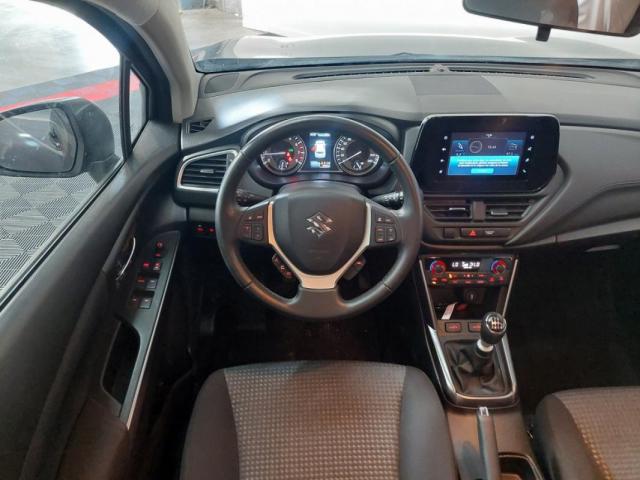 Suzuki S-Cross image 1