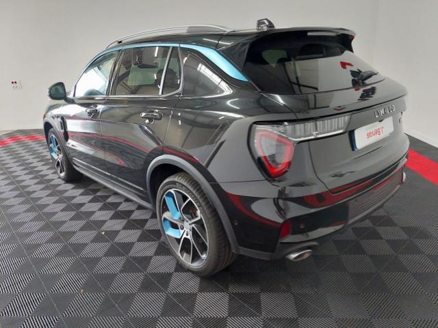 Lynk & Co 01 image 5