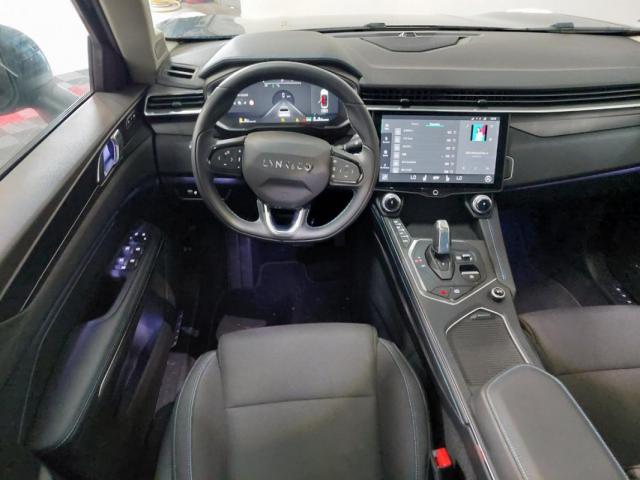 Lynk & Co 01 image 1