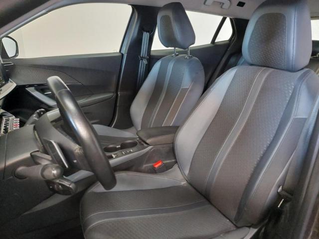 Peugeot 2008 image 9