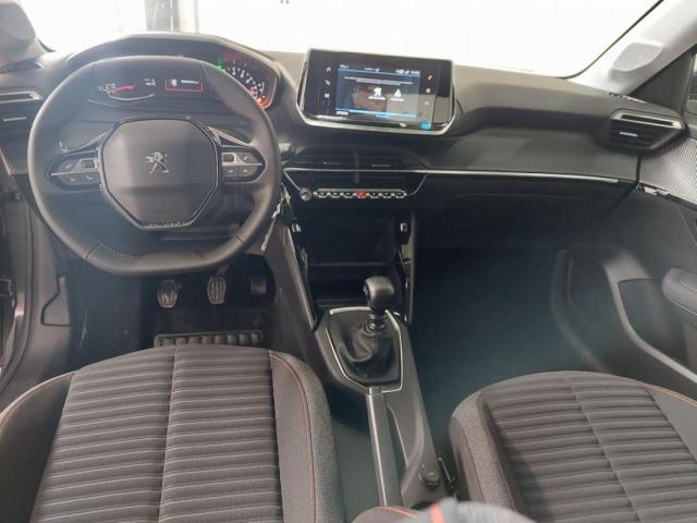 Peugeot 208 image 7