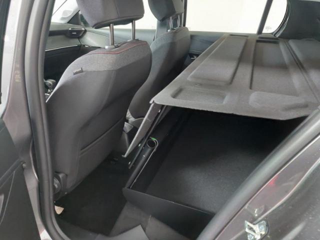 Peugeot 208 image 5