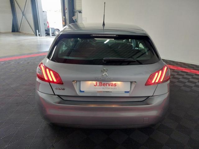 Peugeot 308 image 1