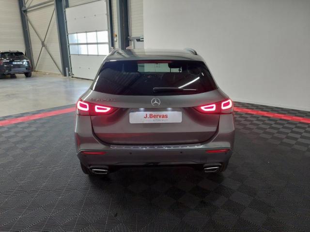Mercedes Benz Gla image 2