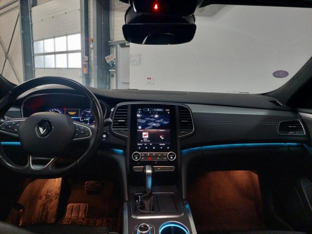 Renault Talisman Estate image 8