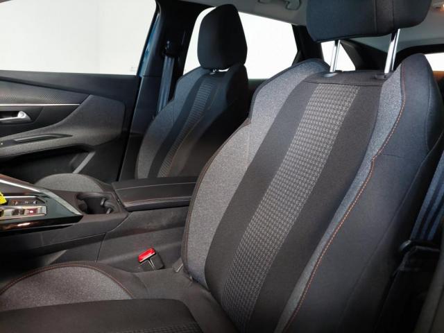 Peugeot 3008 image 1