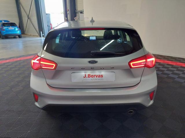 Ford Focus image 8