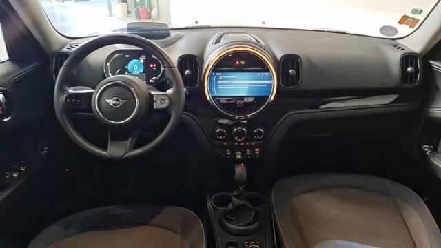 Mini Countryman image 9