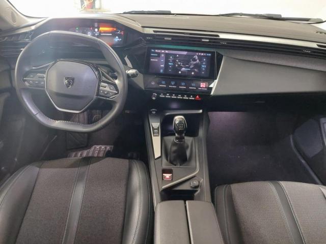 Peugeot 308 image 2