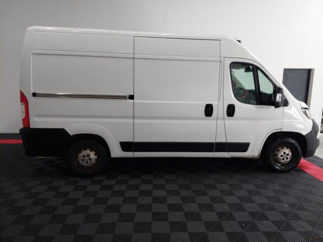 Peugeot Boxer image 1