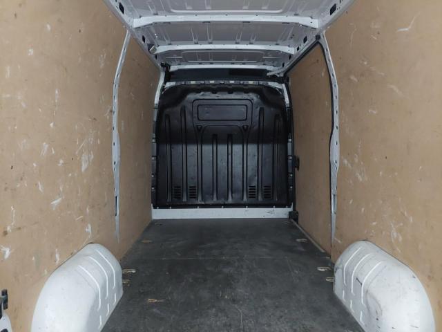 Renault Master image 8