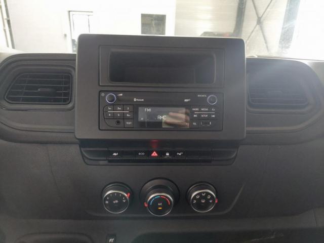 Renault Master image 4