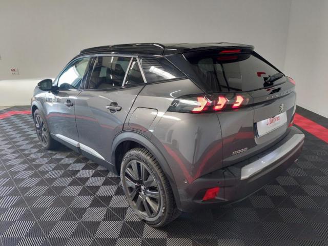 Peugeot 2008 image 8