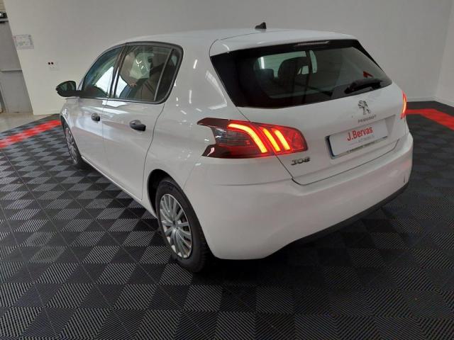 Peugeot 308 image 1