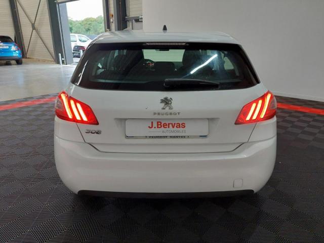 Peugeot 308 image 8