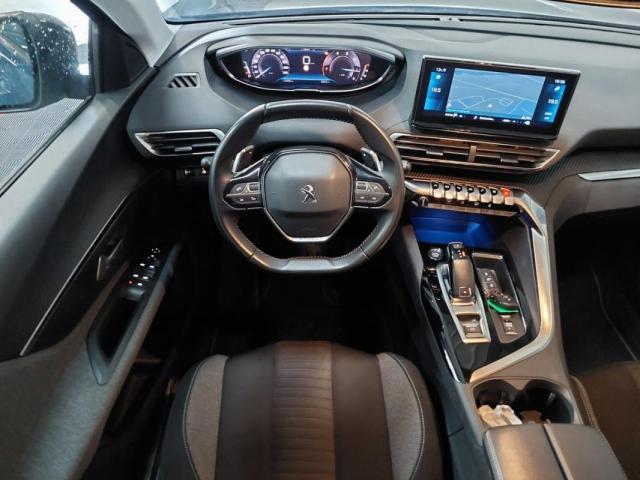 Peugeot 3008 image 3