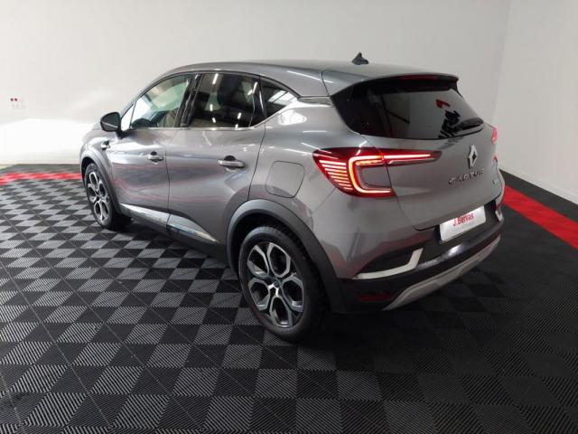 Renault Captur image 9