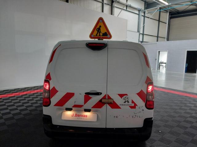 Peugeot Partner image 2
