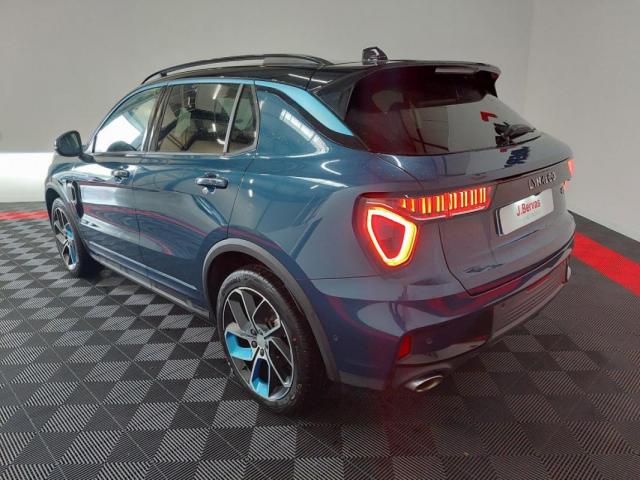 Lynk & Co 01 image 1