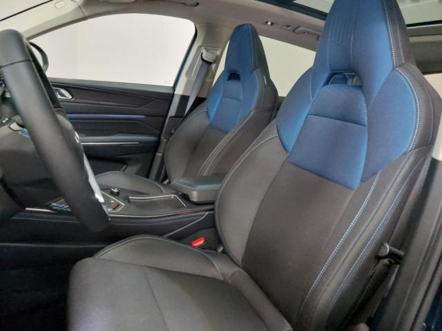 Lynk & Co 01 image 2